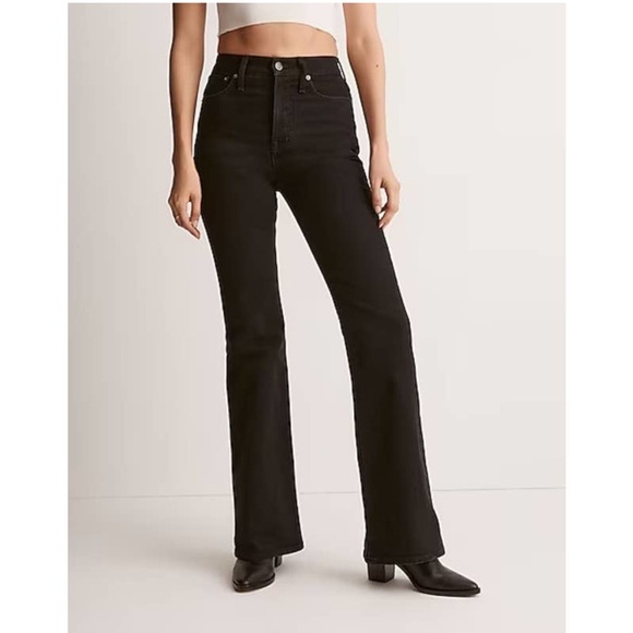 Madewell The Perfect Vintage Flare Jean in Black, size Women’s 25 - Picture 1 of 10